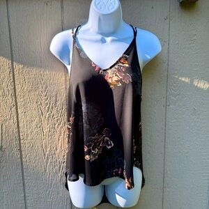 ASTR Women's Black Floral Patterned Camisole Spaghetti Strap V-Neck S